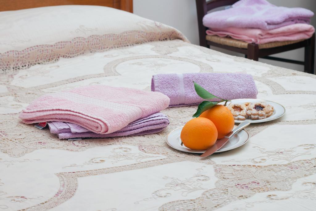 Il Vecchioliveto Di Ornella Bed and Breakfast Marrùbiu Rum bild