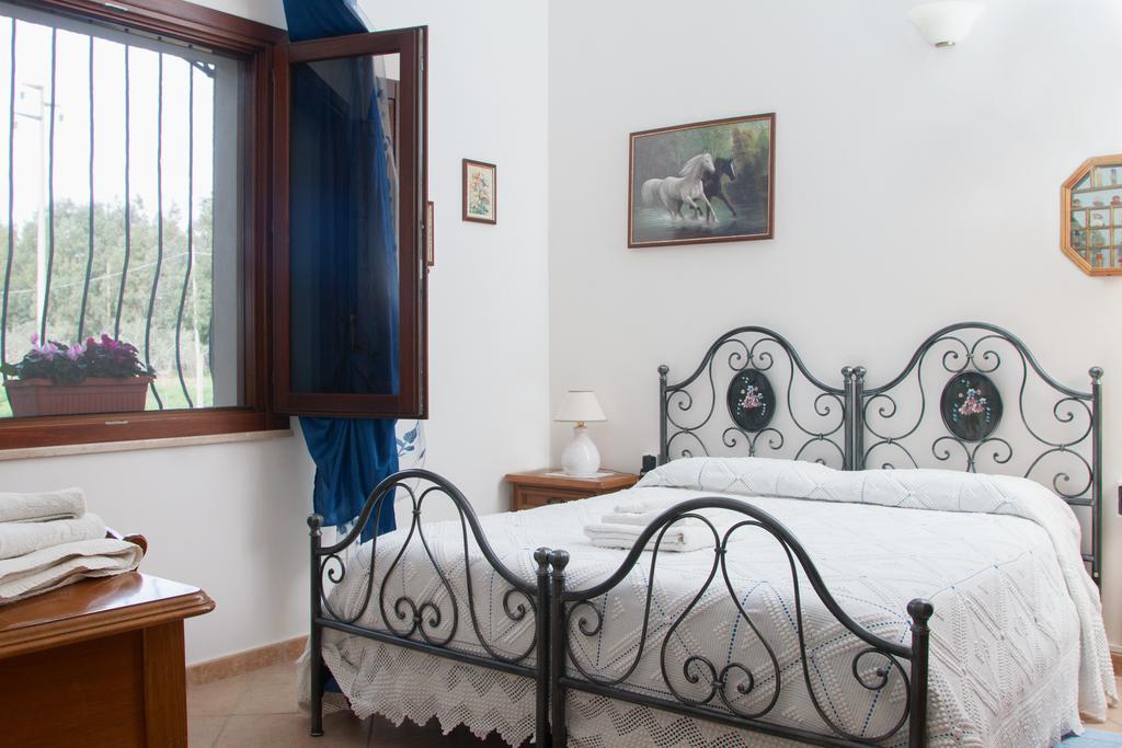 Il Vecchioliveto Di Ornella Bed and Breakfast Marrùbiu Exteriör bild